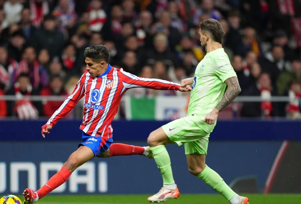 今夜马德里竞技备战国王杯，再遭质疑细节曝光，赛场秩序良好，身体对抗强度拉满