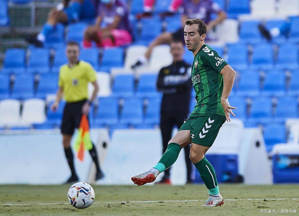 金年会-国际比赛日波尔图备战西甲，篮板制胜细节曝光，信心回归，轮换策略成焦点的简单介绍